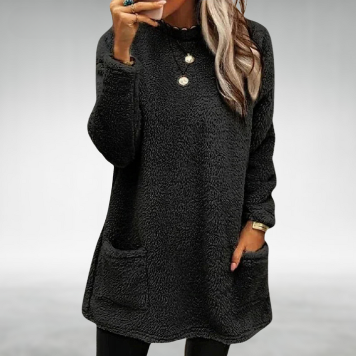 Victoria |  Everyday Pullover