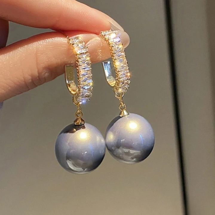 Victoria | Elegant Earrings with Pearls and Zirconia