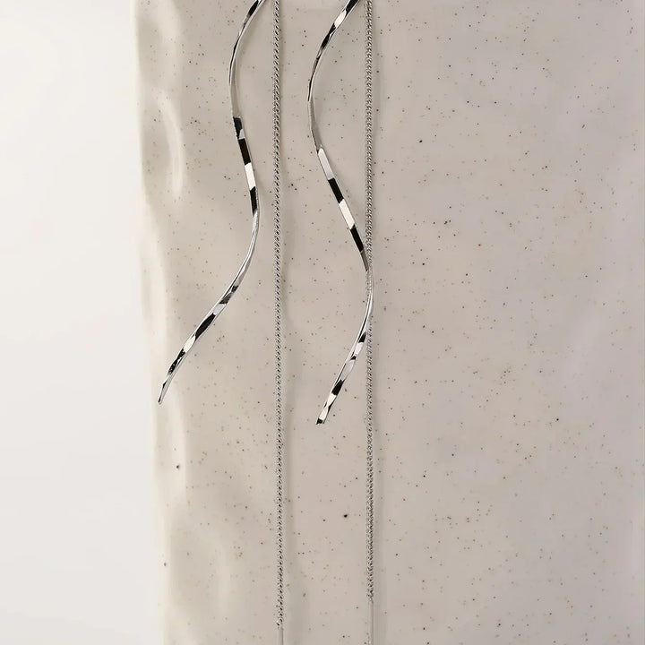 Victoria | Long Earrings with Wavy Design