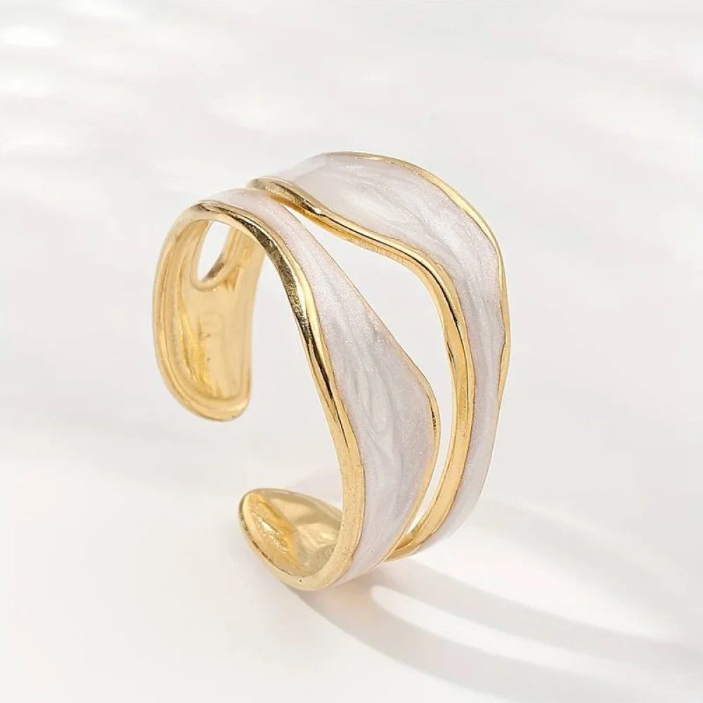 Victoria | Antique White Gold Ring