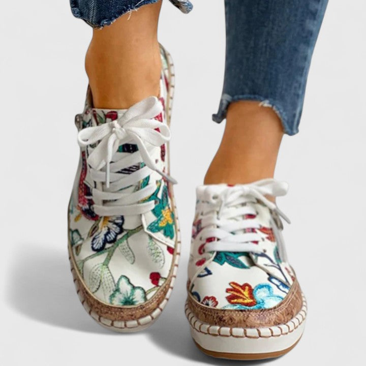 Victoria | Olisette Orthopaedic Shoes