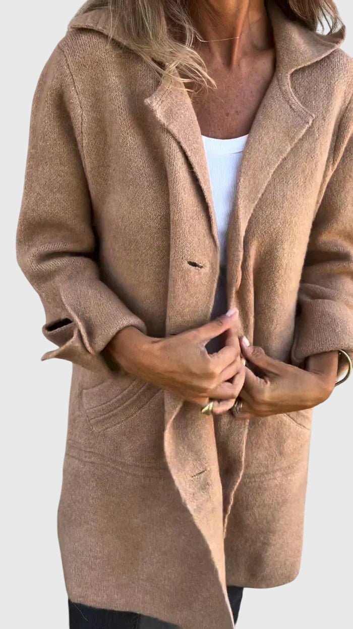 Victoria | Blazer with Buttons